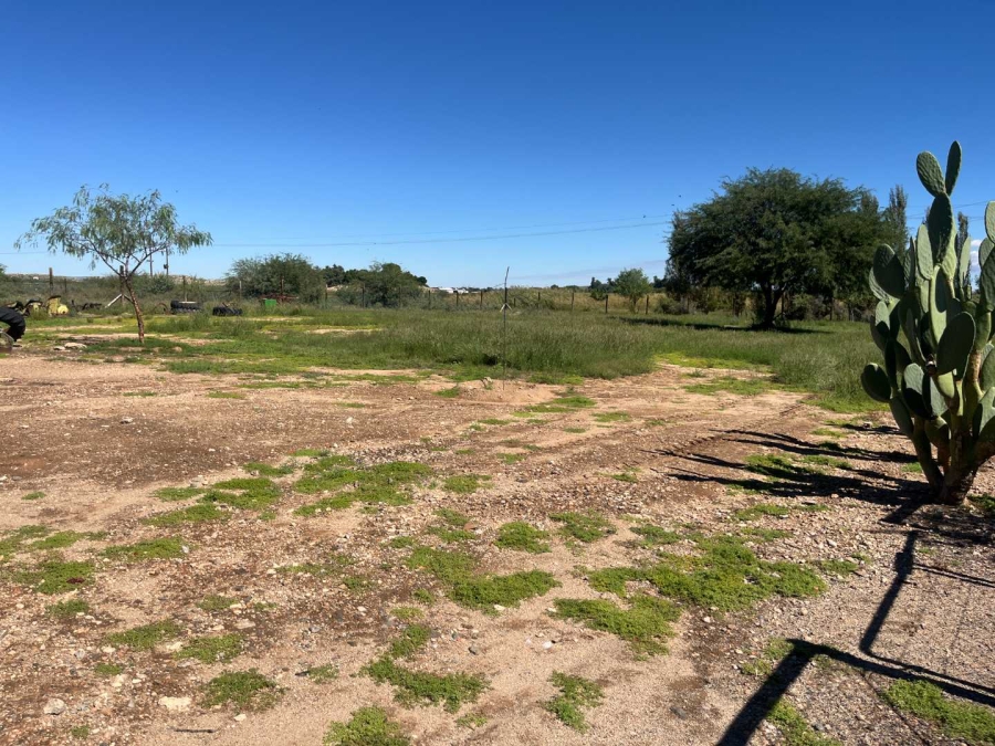 2 Bedroom Property for Sale in Kanoneiland Northern Cape